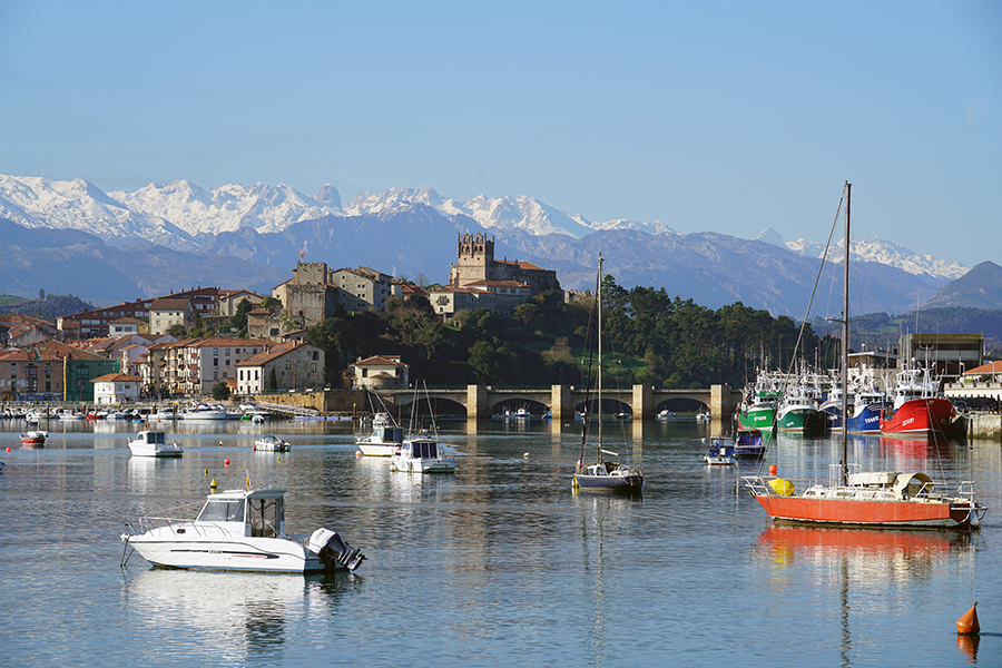 Puerto de San Vicente de la Barquera